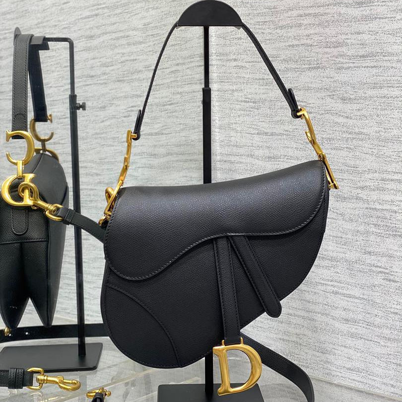 Elegant Curved Saddle Shoulder Bag
